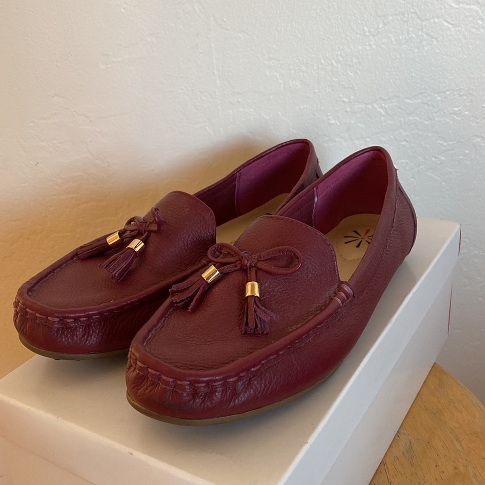 Isaac Mizrahi Red Leather Flats